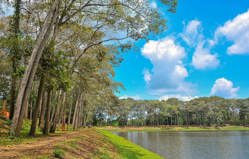 Khám Phá địa điểm Du Lịch Ao Bà Om Tại Trà Vinh | Thuê Xe Cần Thơ